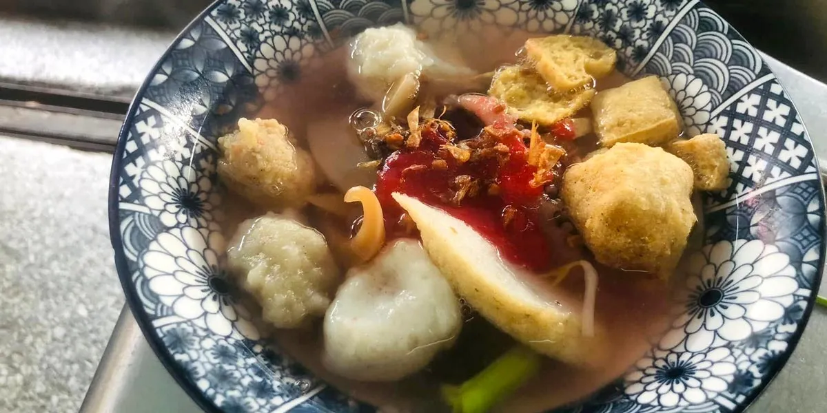 ก๋วยเตี๋ยวแคะจุฬาเจ้าเก่า